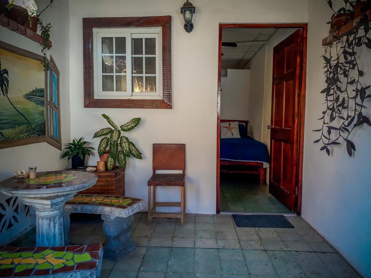 San Carlos Beach Inn Buitenkant foto